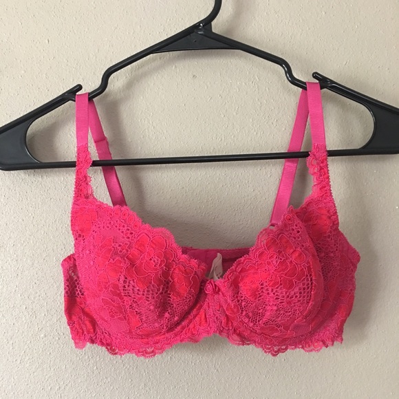 💔SOLD💔 Vintage Victoria’s Secret Bra - Picture 2 of 5